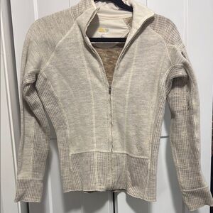 Hard Wear Women's Cream Zip-Up Sweater sz s